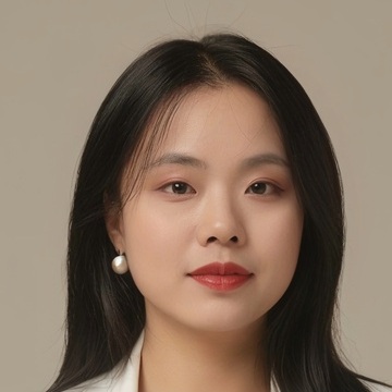Portrait of Ivy